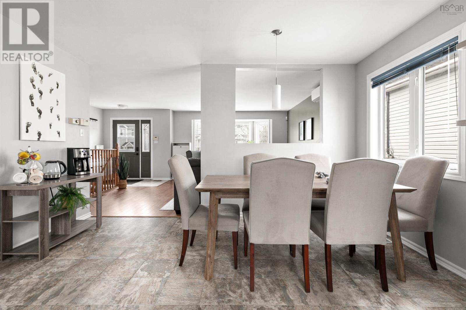 60 SEROCCO CRESCENT - 13