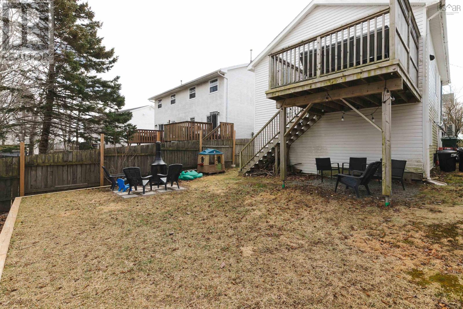 60 SEROCCO CRESCENT - 33