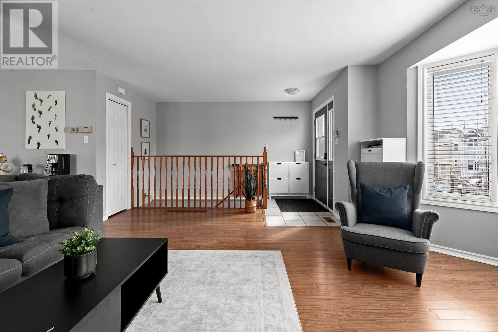 60 SEROCCO CRESCENT - 8