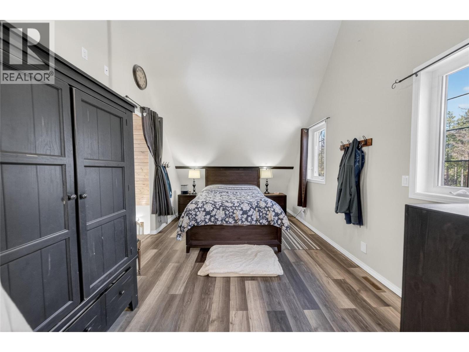 2800 34th Avenue S, Cranbrook