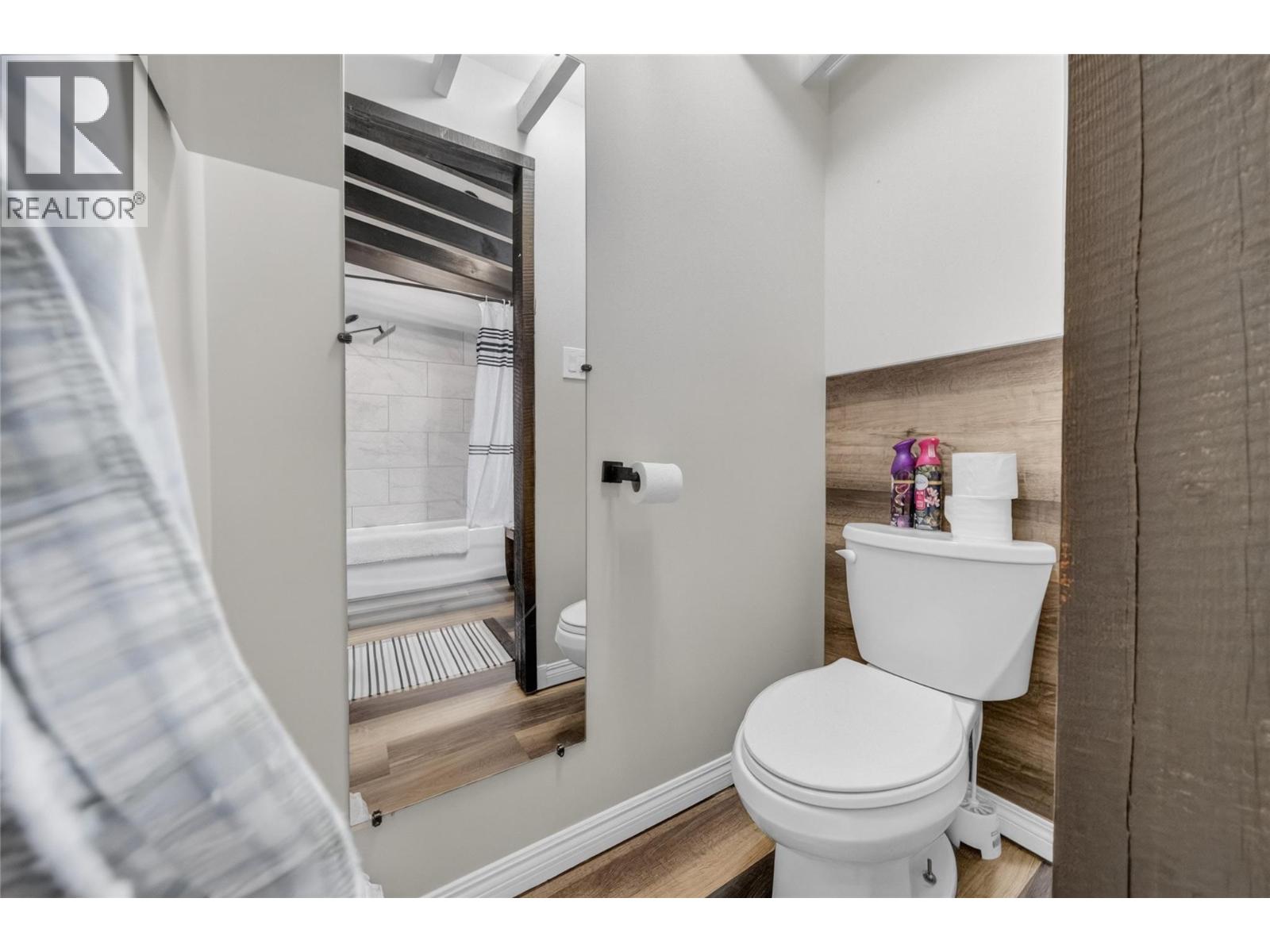 2800 34th Avenue S, Cranbrook