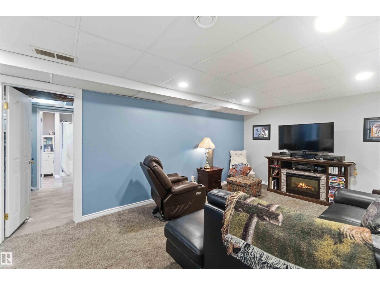 4515 56A AV, Stony Plain