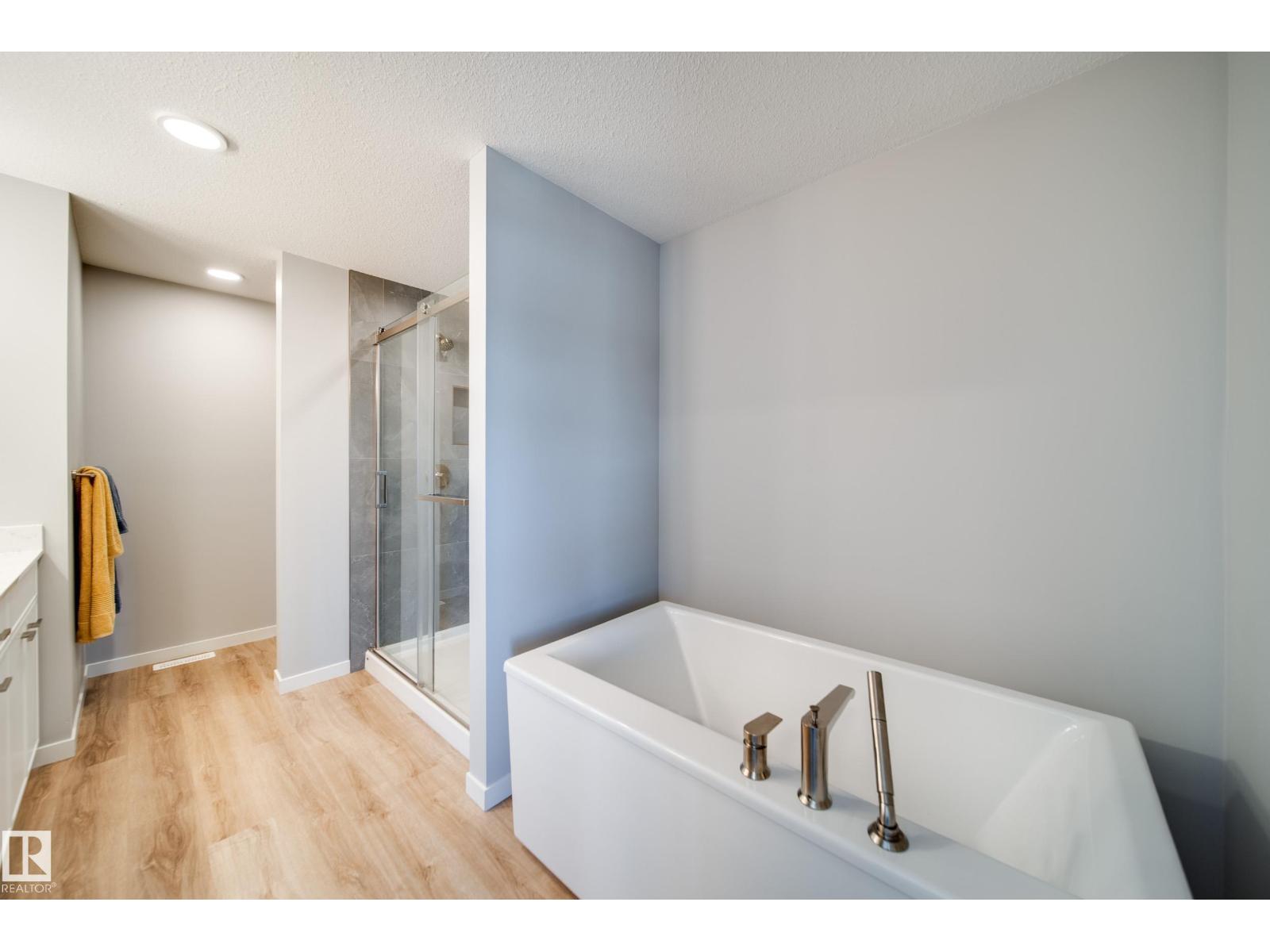 3330 KULAY WY SW, Edmonton