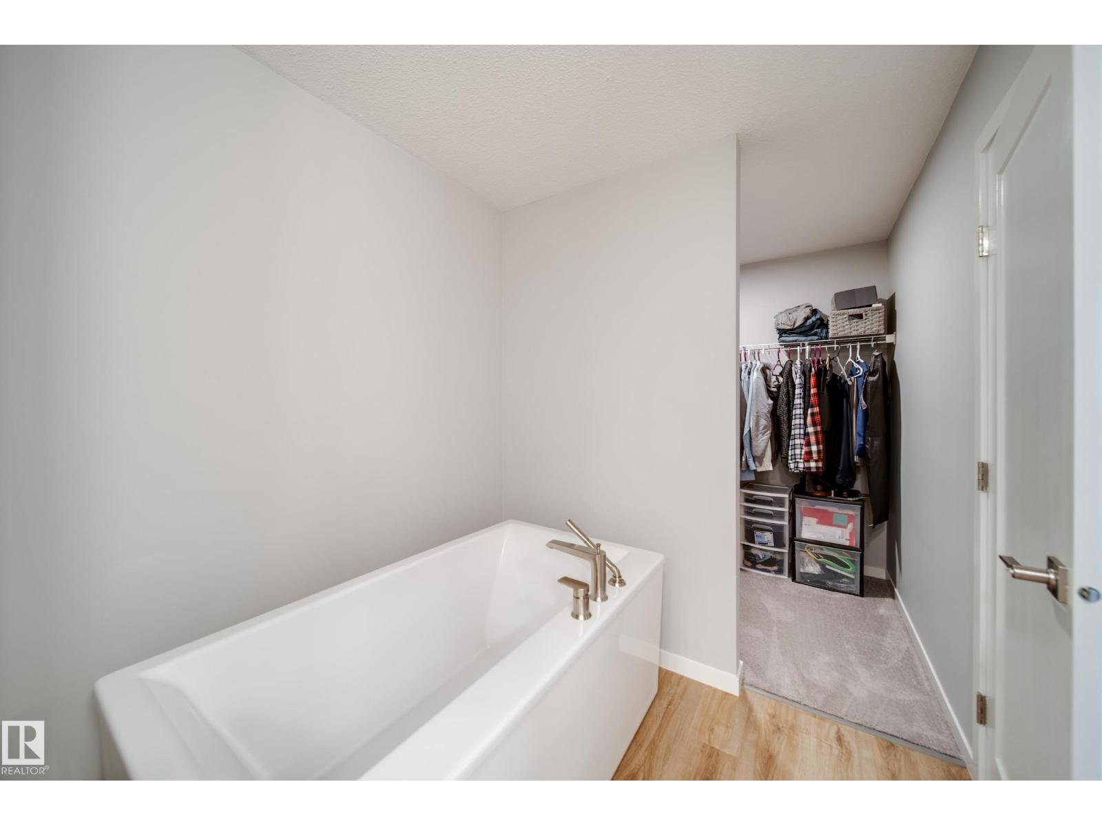 3330 KULAY WY SW, Edmonton