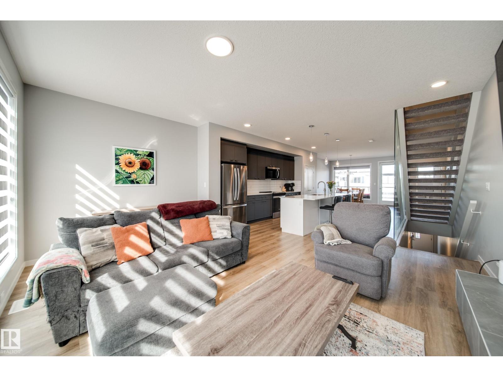 3330 KULAY WY SW, Edmonton