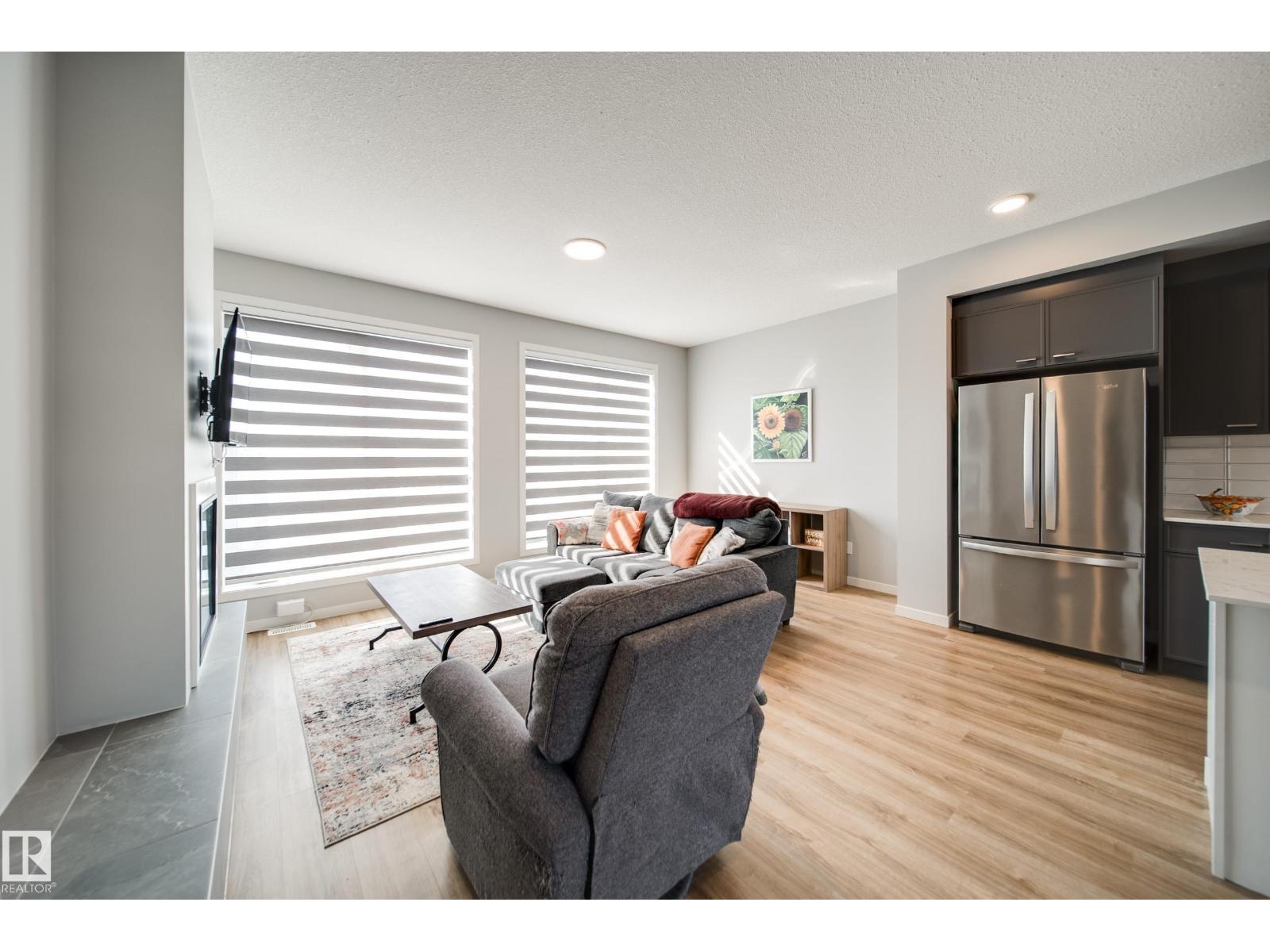 3330 KULAY WY SW, Edmonton