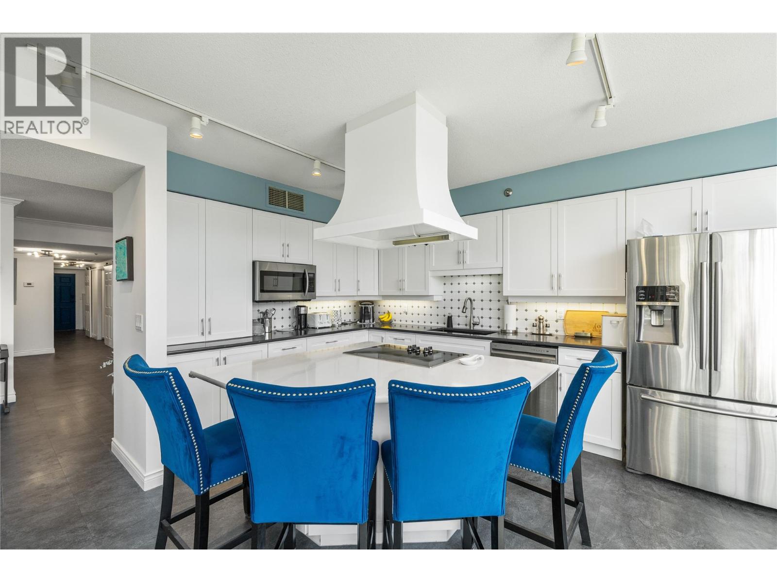 1152 Sunset Drive Unit# 405, Kelowna