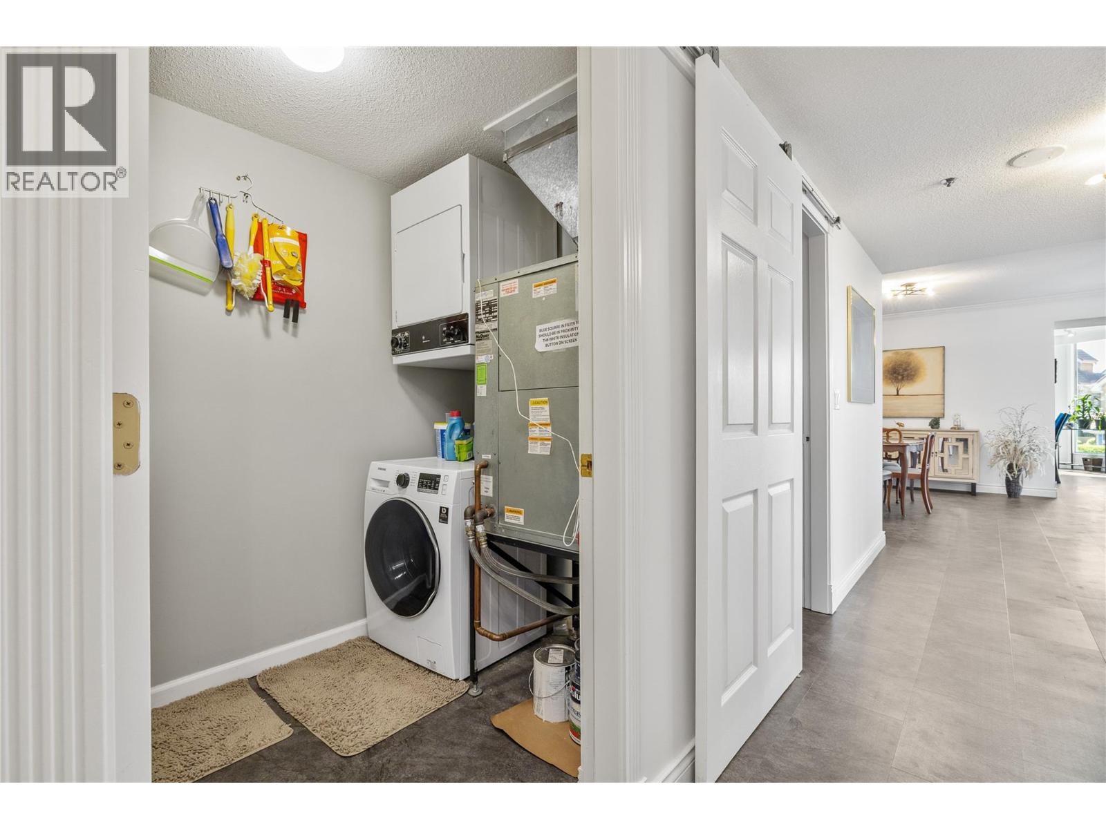 1152 Sunset Drive Unit# 405, Kelowna