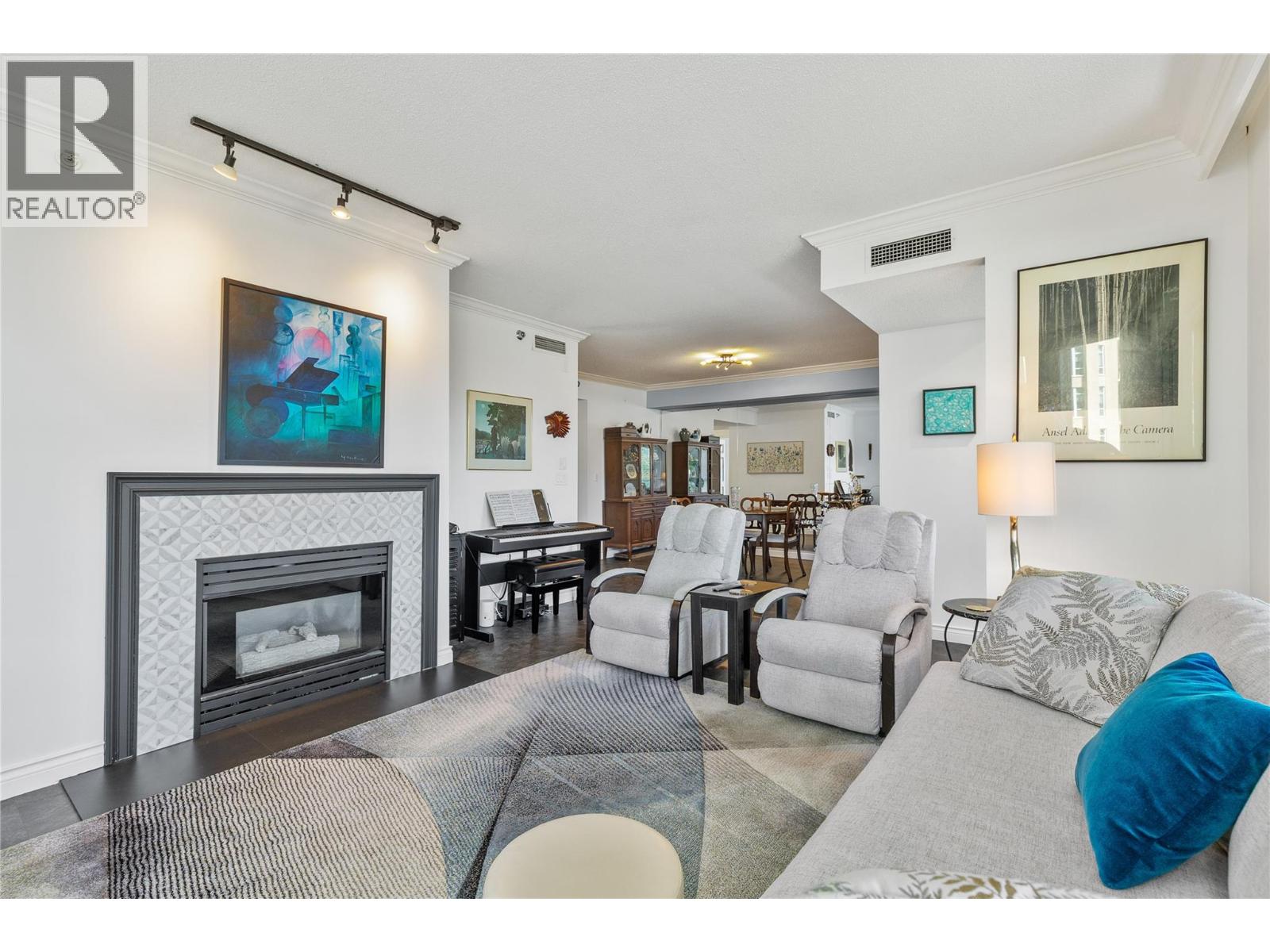 1152 Sunset Drive Unit# 405, Kelowna