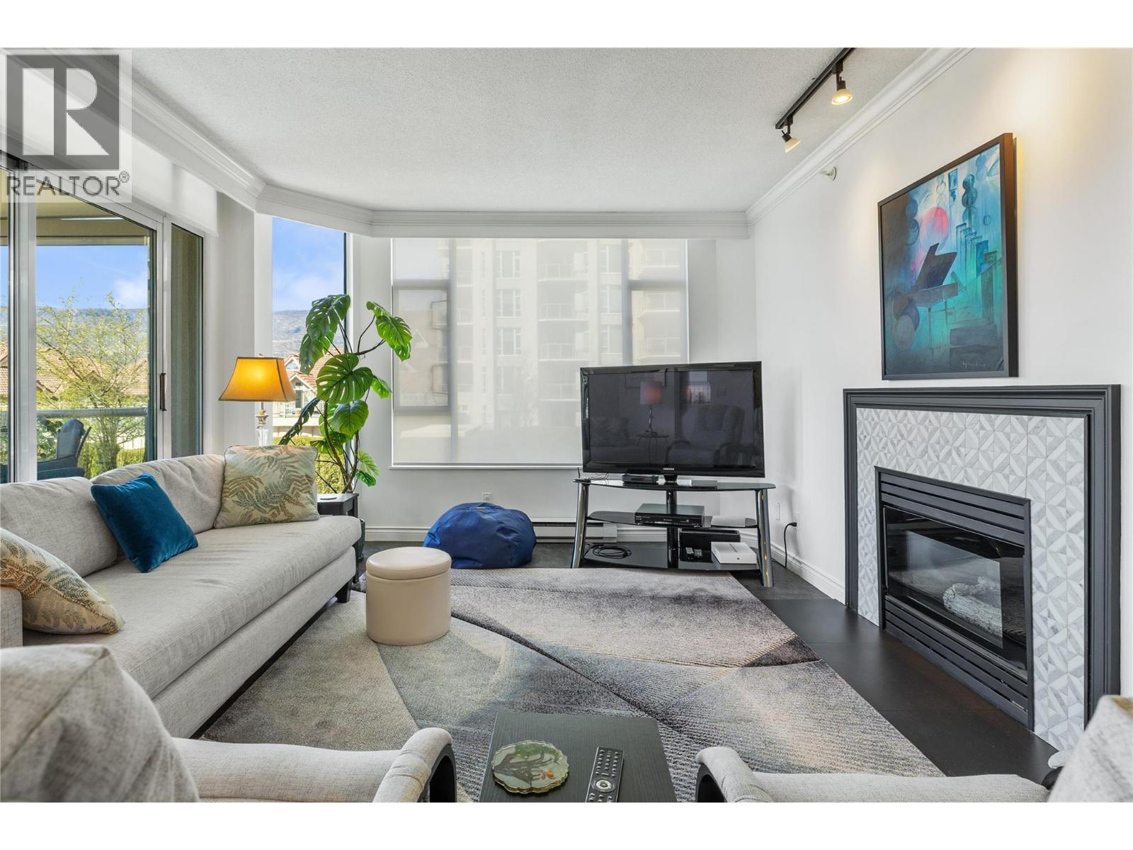 1152 Sunset Drive Unit# 405, Kelowna