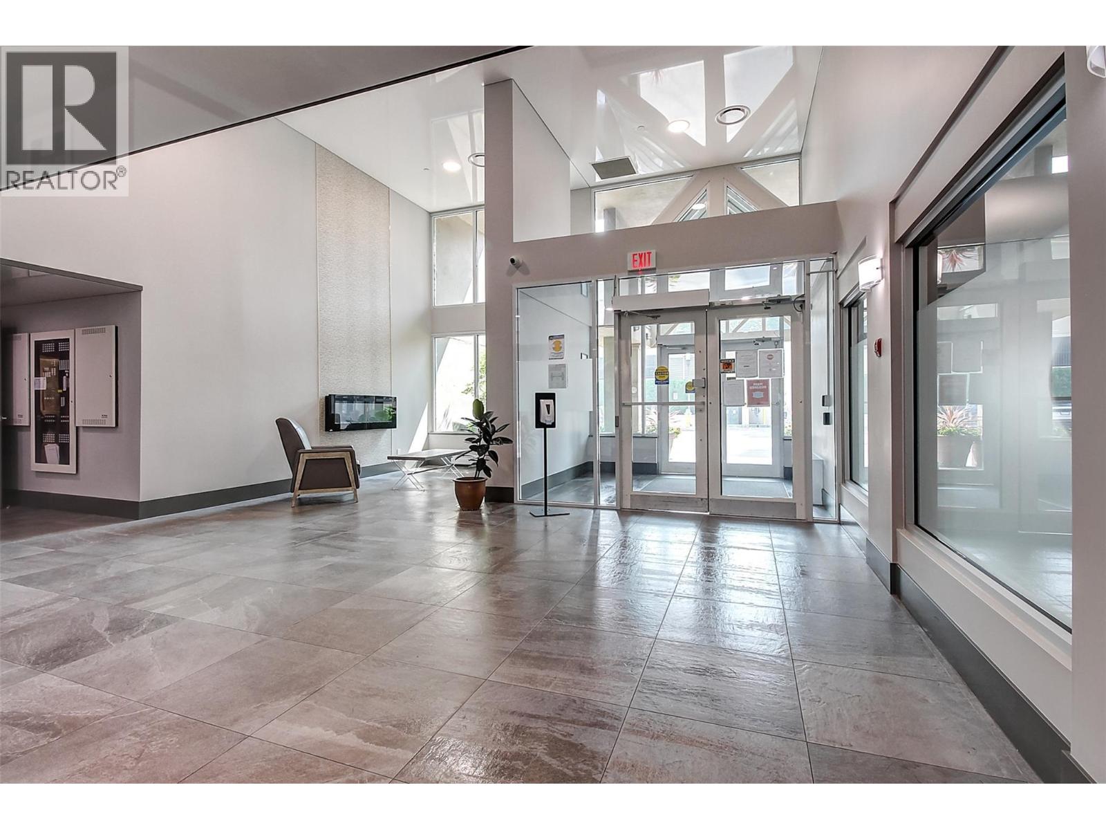 1152 Sunset Drive Unit# 405, Kelowna