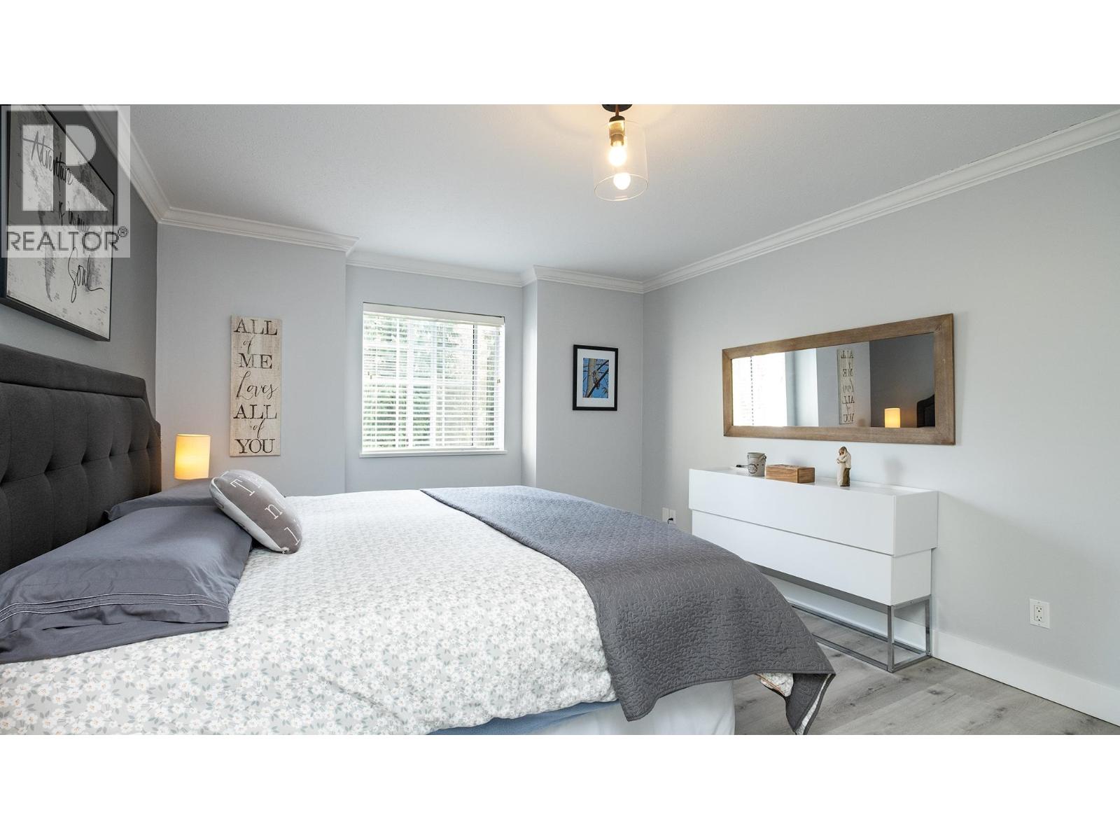 1148 GOWER POINT ROAD, Gibsons