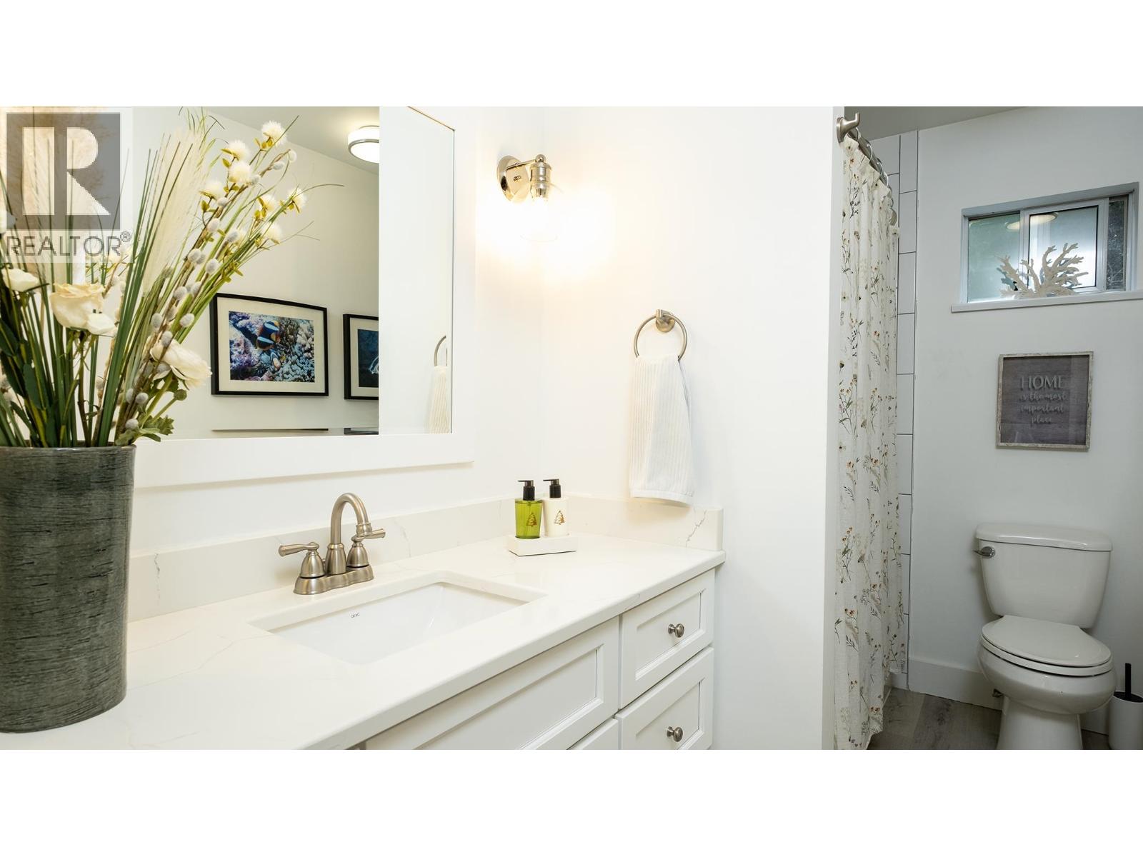 1148 GOWER POINT ROAD, Gibsons