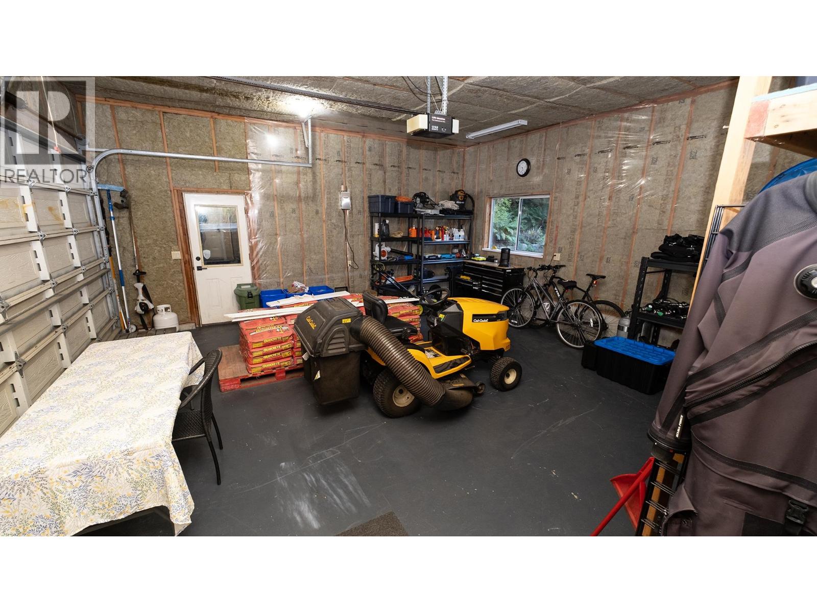 1148 GOWER POINT ROAD, Gibsons