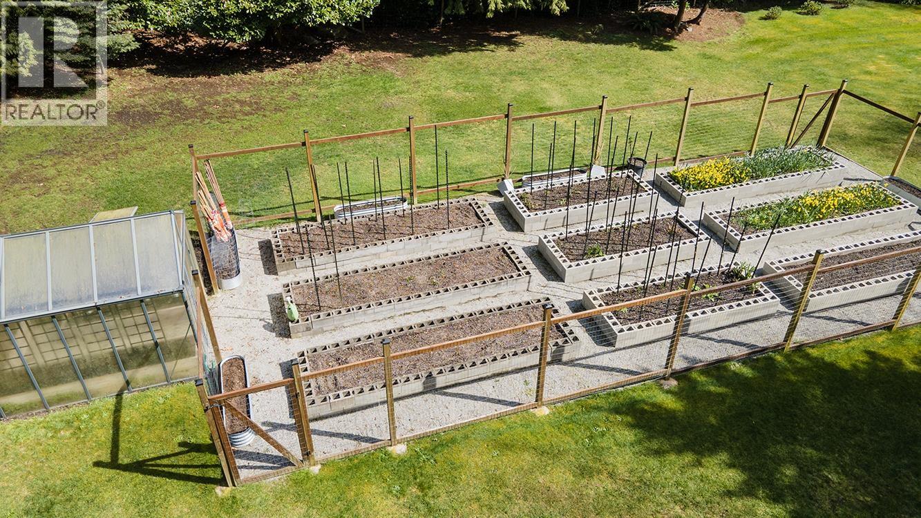 1148 GOWER POINT ROAD, Gibsons