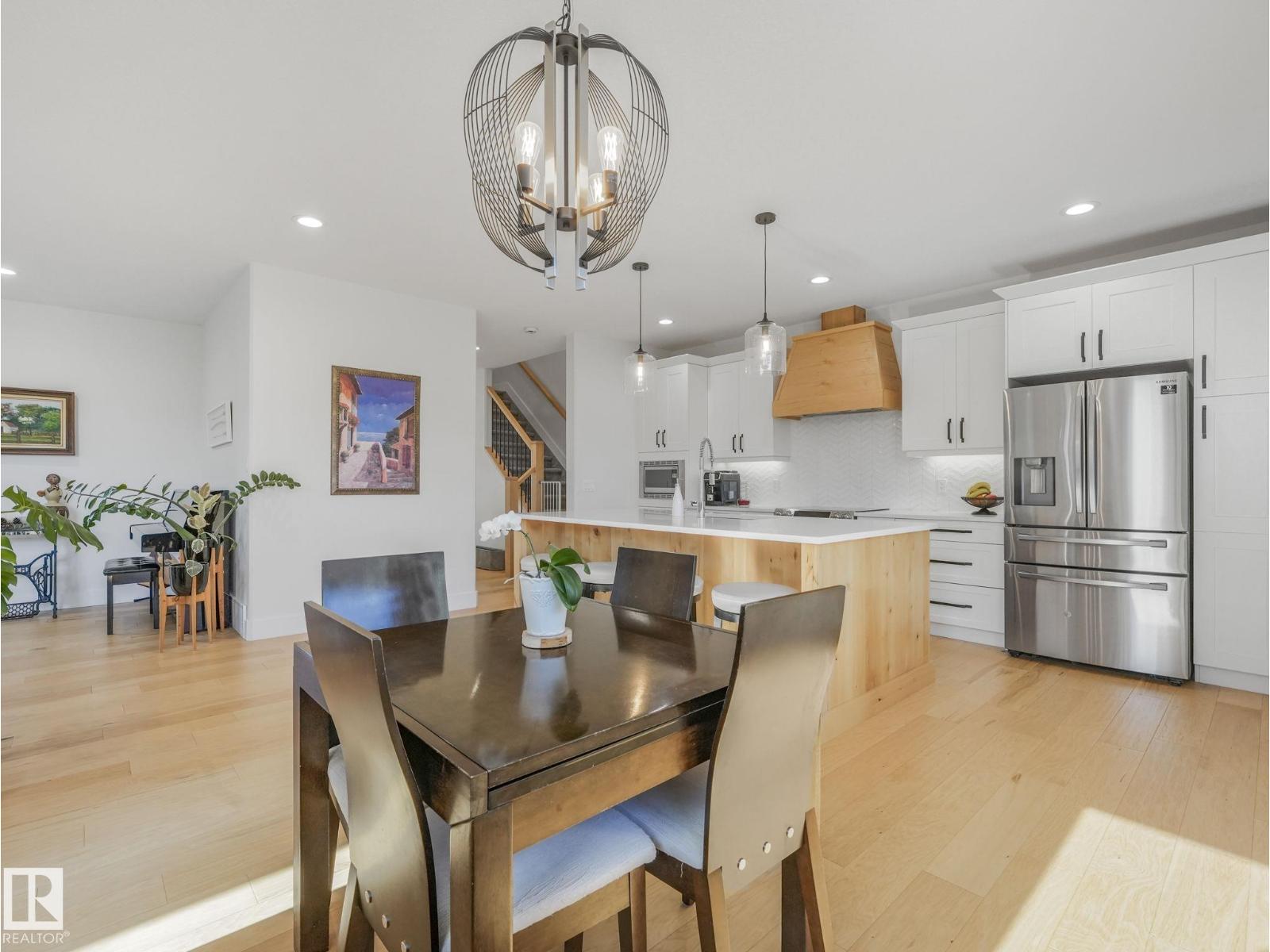 7215 MAY RD NW, Edmonton