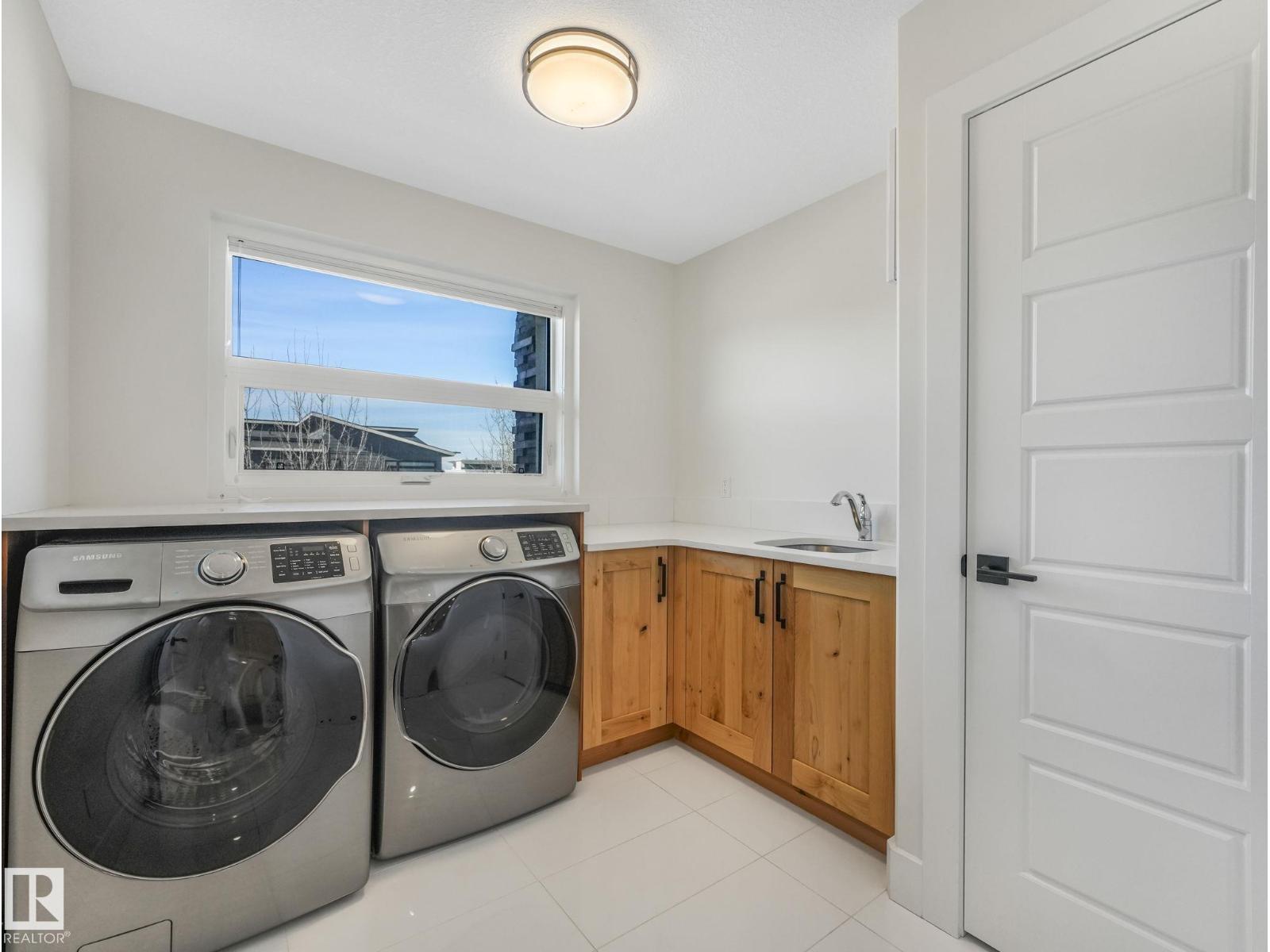 7215 MAY RD NW, Edmonton