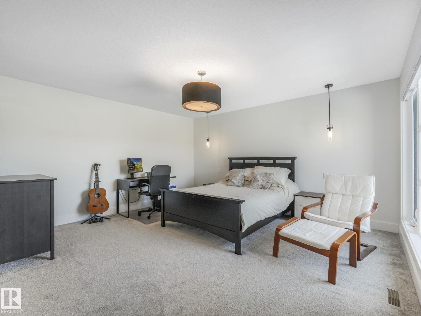 7215 MAY RD NW, Edmonton