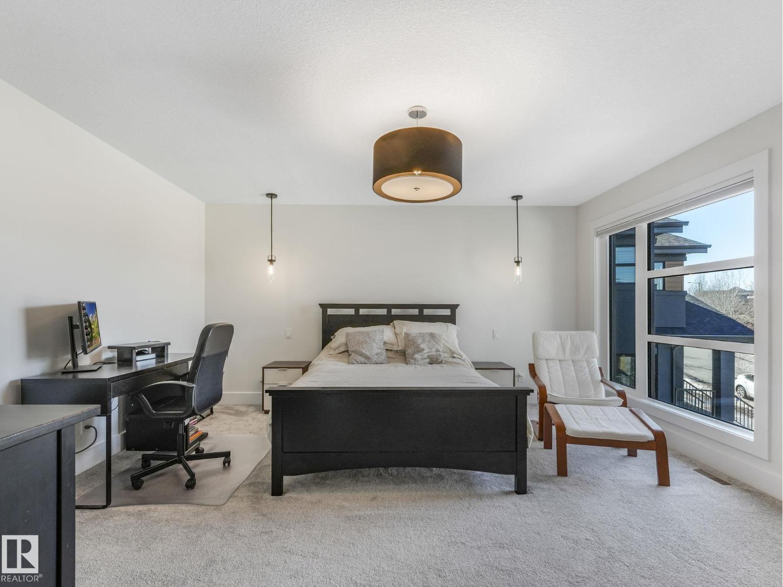 7215 MAY RD NW, Edmonton