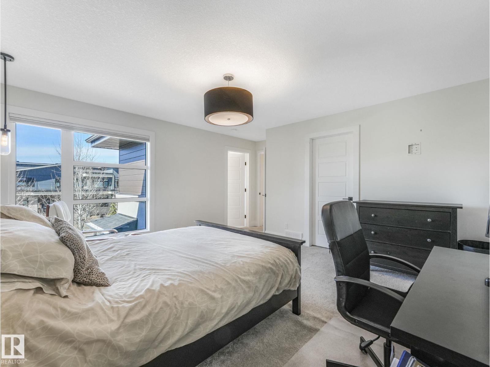 7215 MAY RD NW, Edmonton