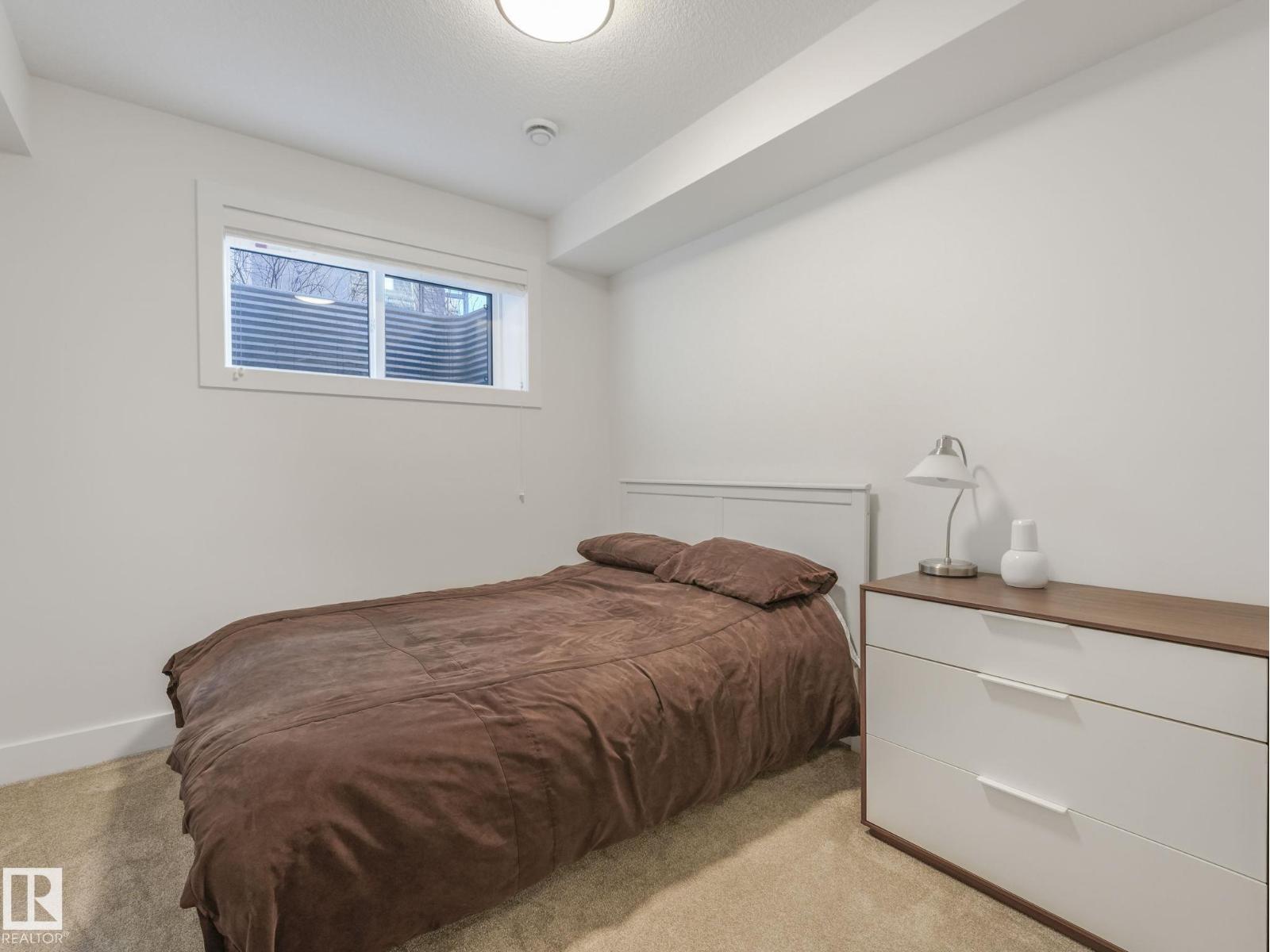 7215 MAY RD NW, Edmonton