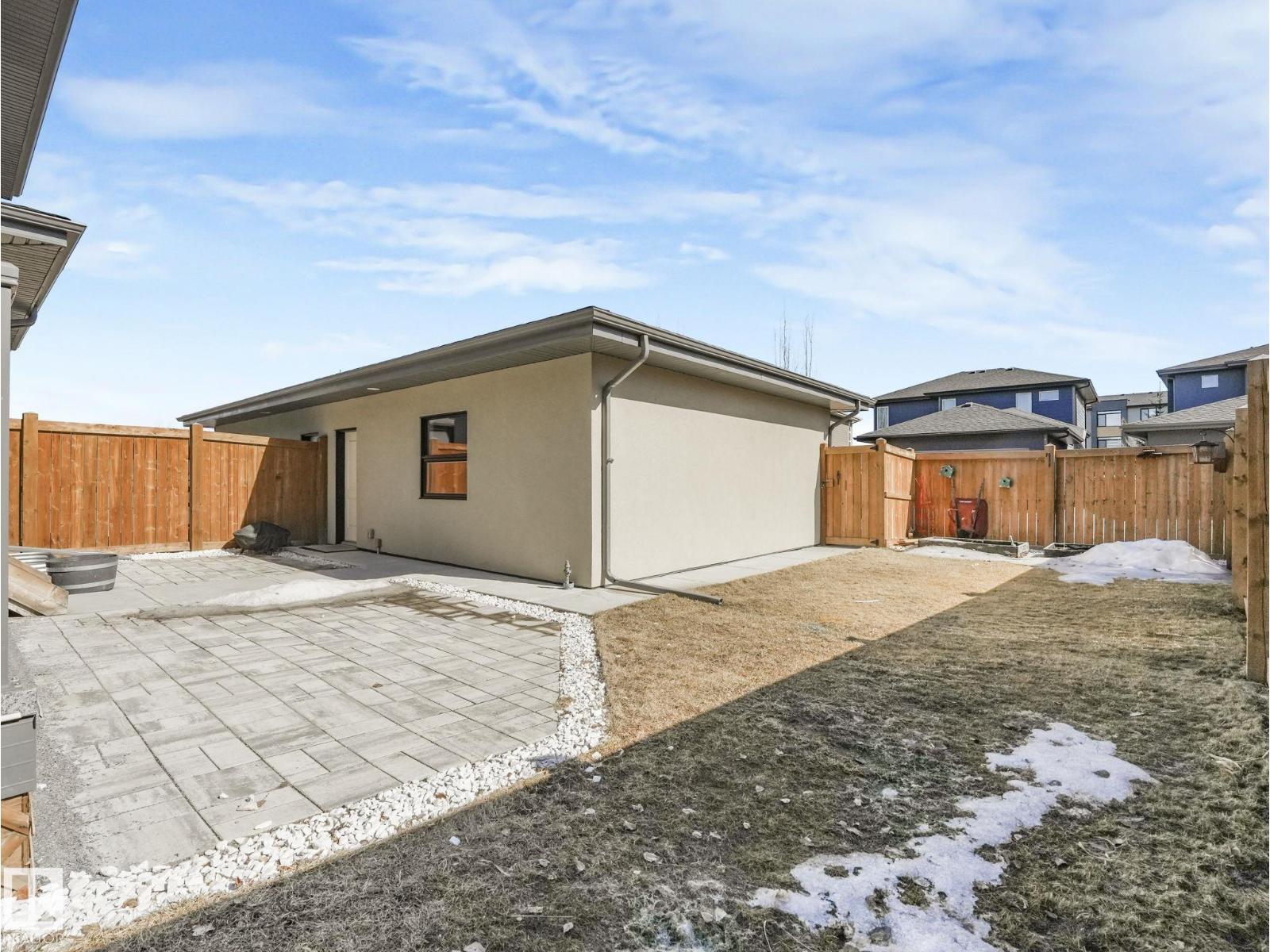7215 MAY RD NW, Edmonton