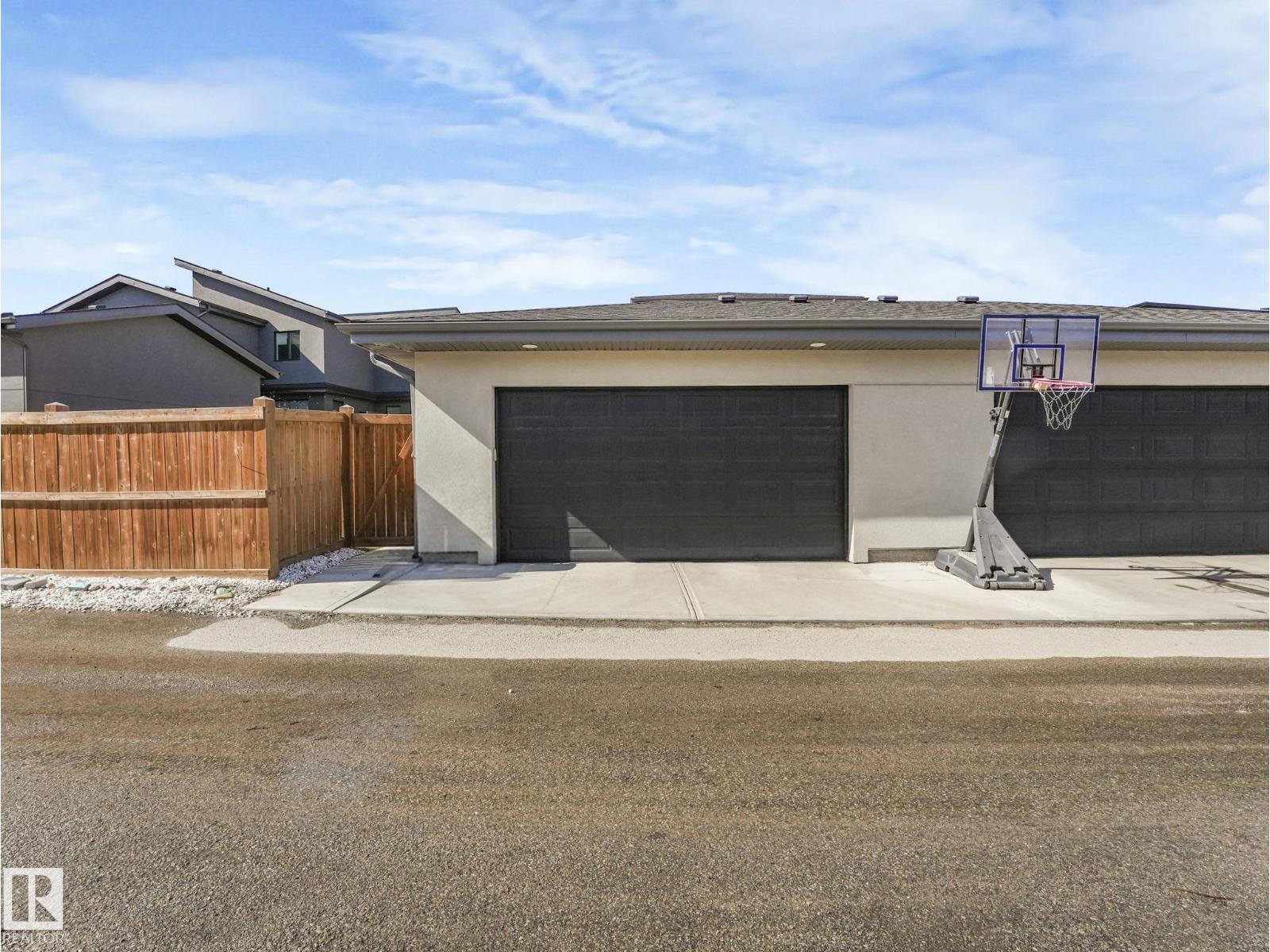 7215 MAY RD NW, Edmonton