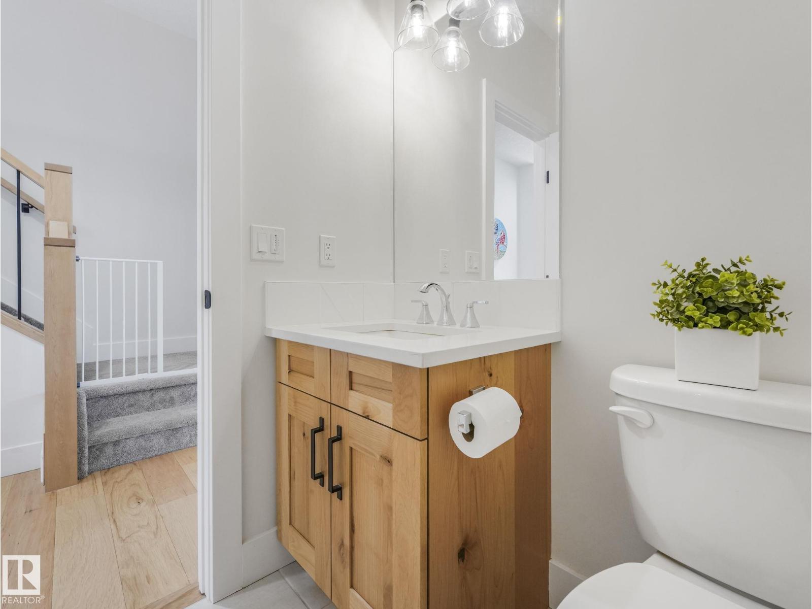 7215 MAY RD NW, Edmonton