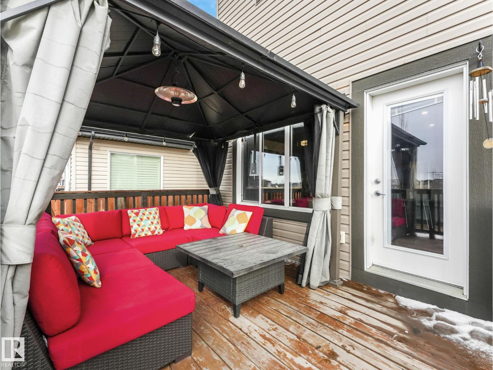 16412 12 AV SW, Edmonton