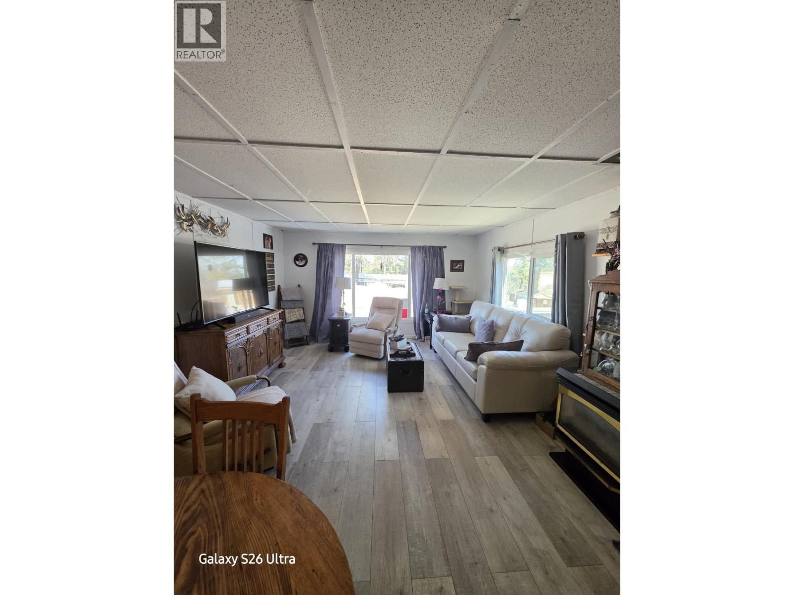 #212 1427 DOG CREEK ROAD - 9