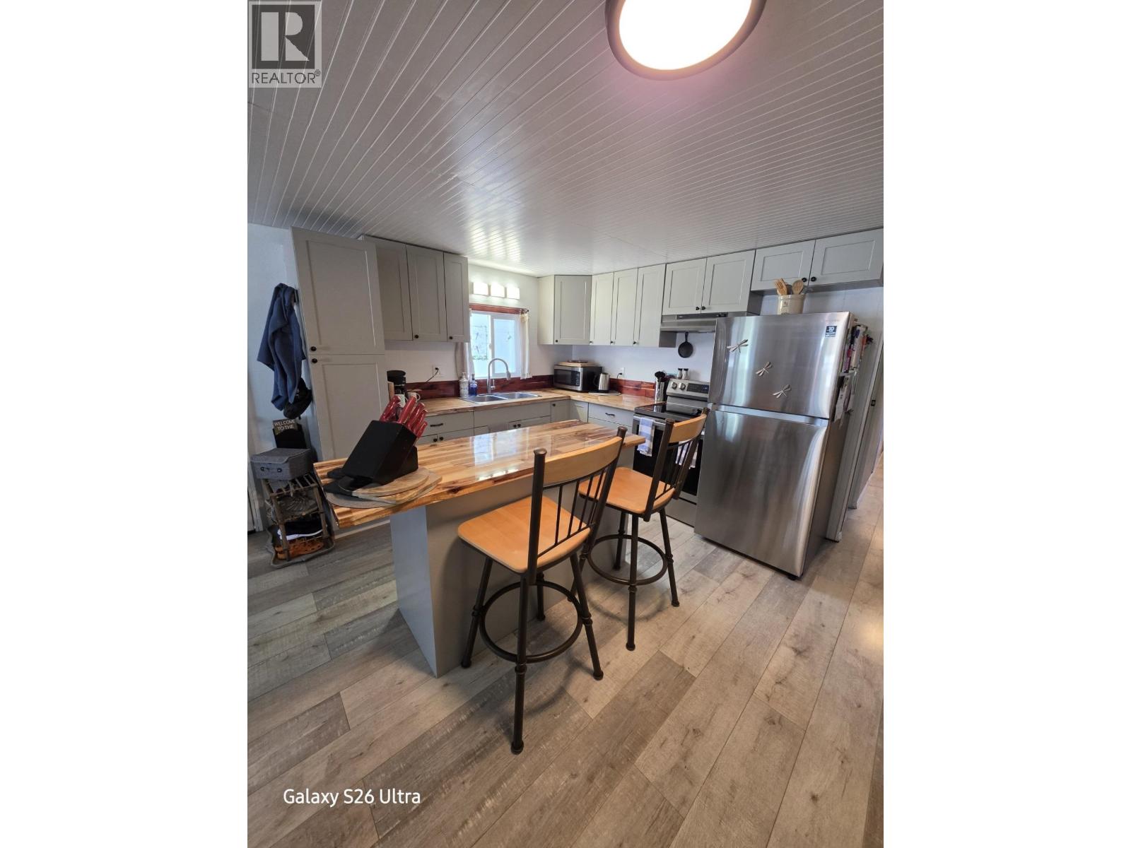 #212 1427 DOG CREEK ROAD - 8