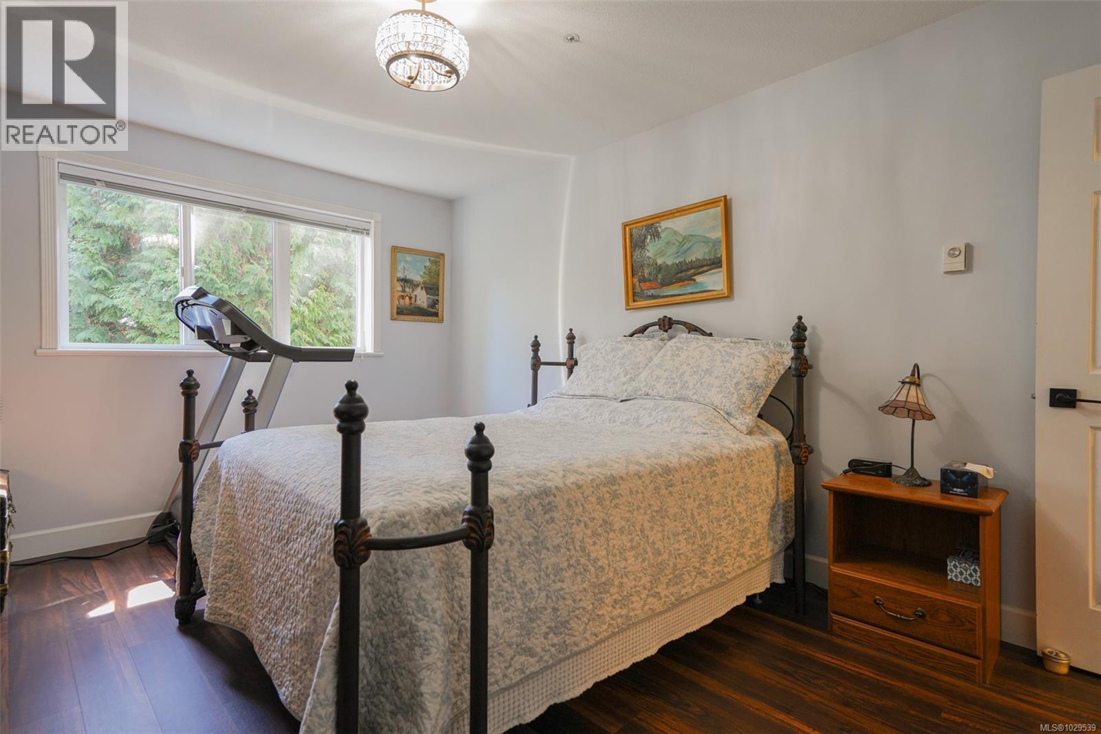 5272 ARBOUR CRES - 22