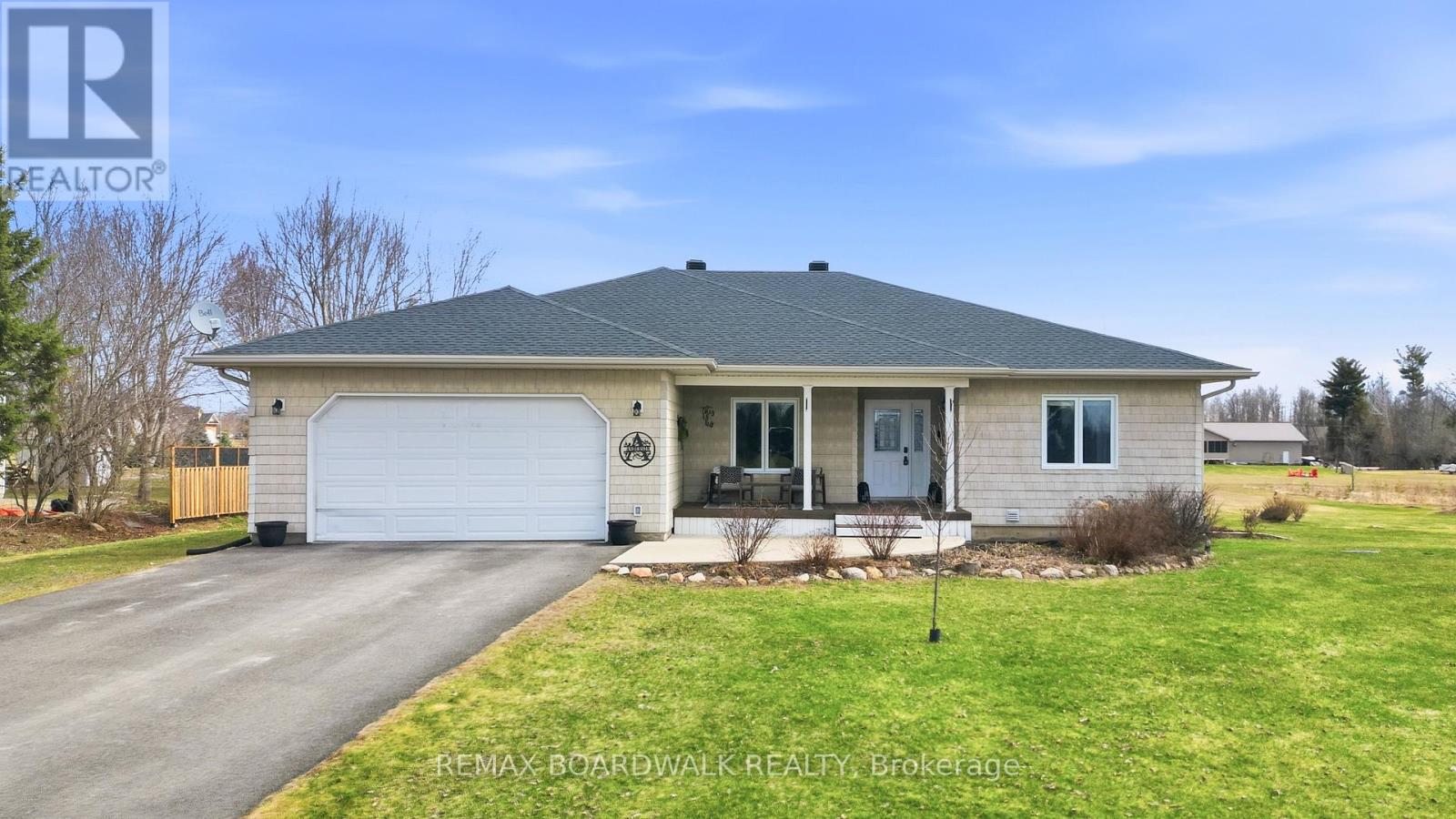 157 MACPHERSON WAY, RR #7 WAY