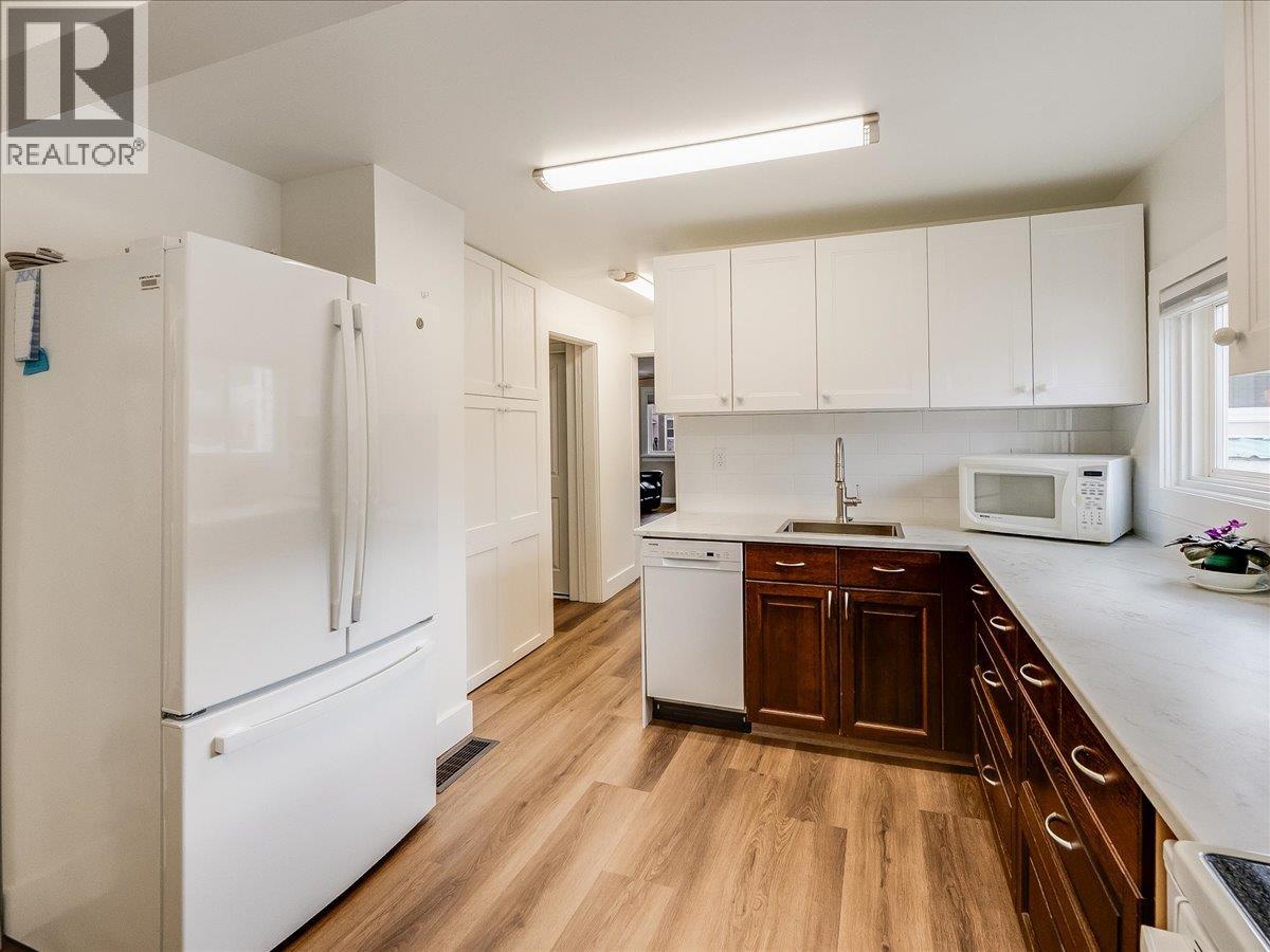 1911 SECOND Avenue - 9
