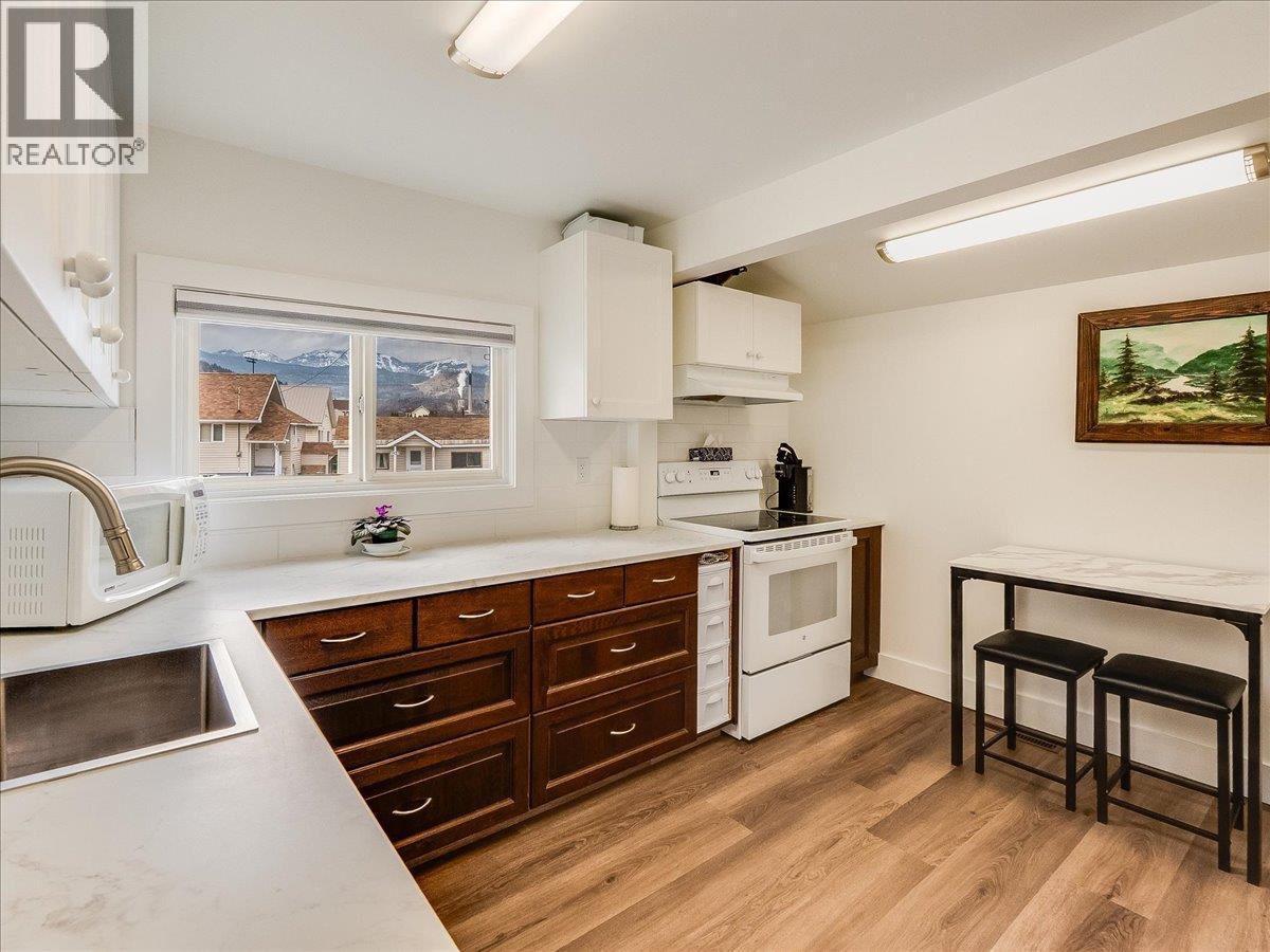 1911 SECOND Avenue - 10