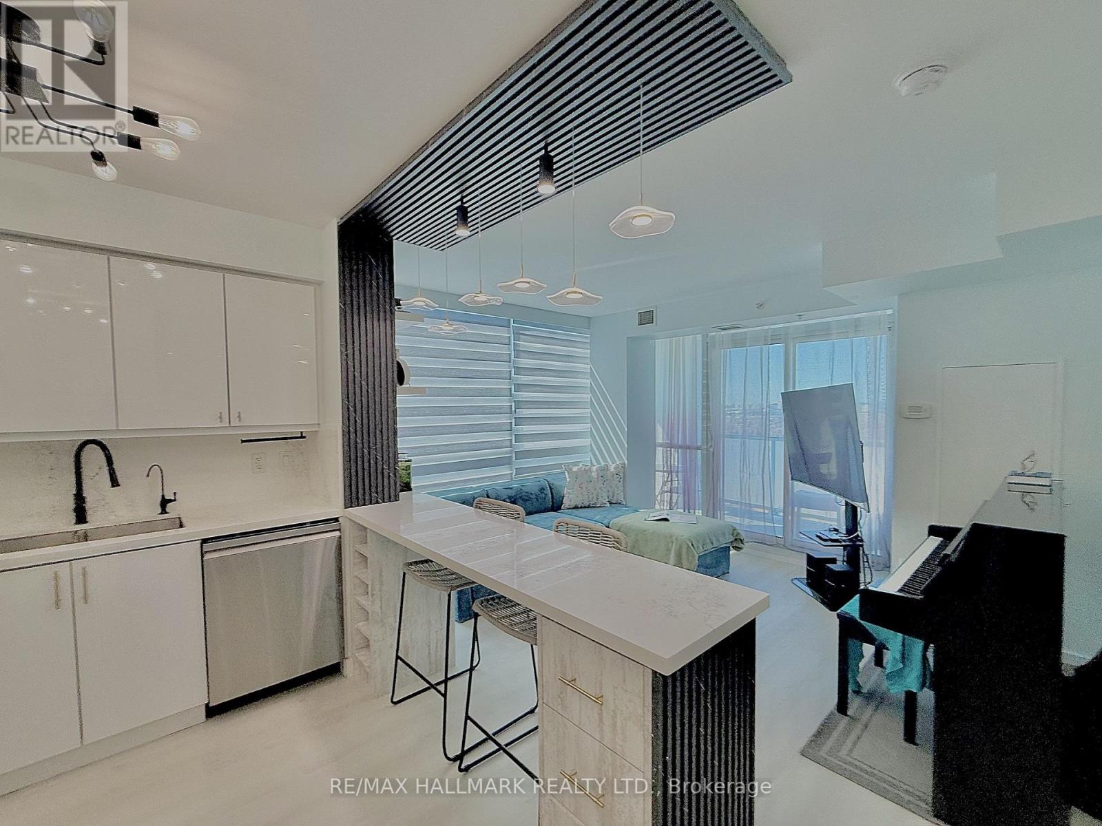 #1904 5740 YONGE STREET - 11