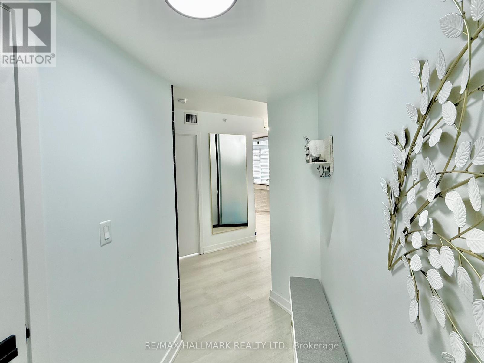 #1904 5740 YONGE STREET - 4