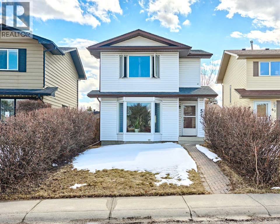 Single Family House for Sale in  Sunmills Court SW Sundance Calgary 