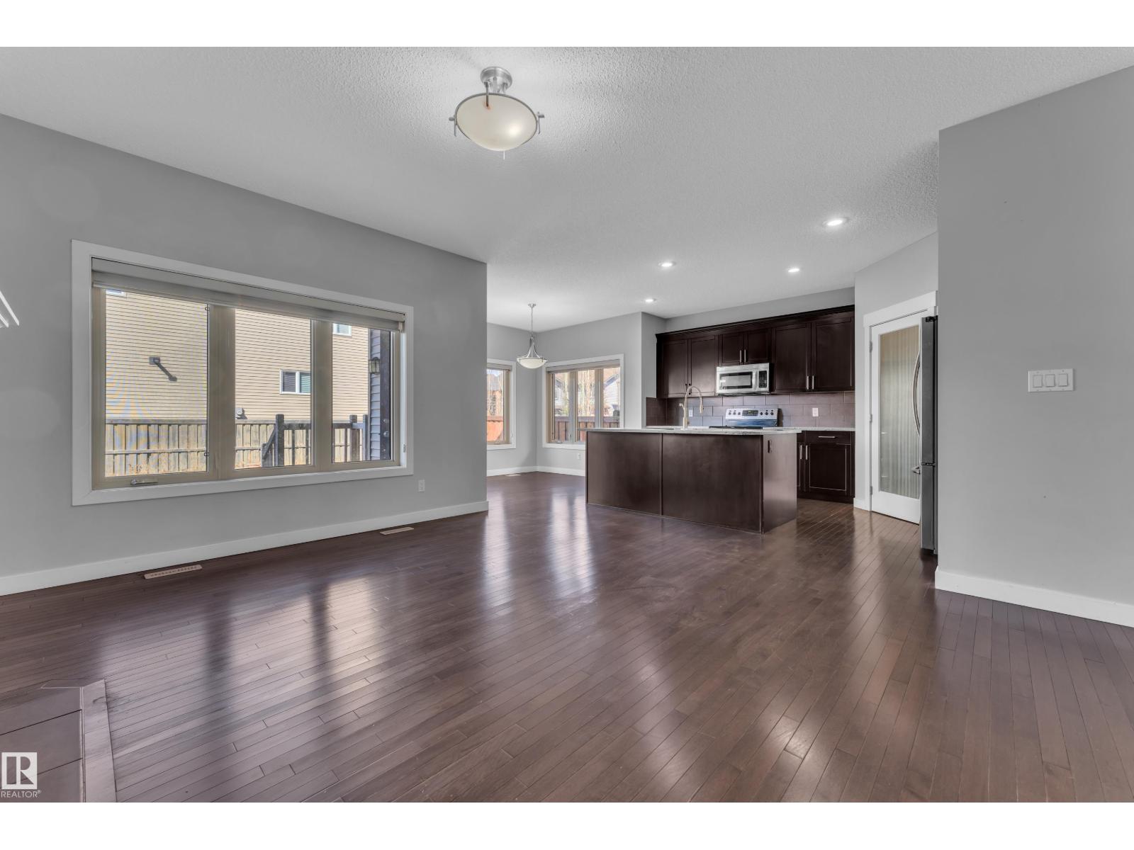 642 ADAMS WY SW, Edmonton