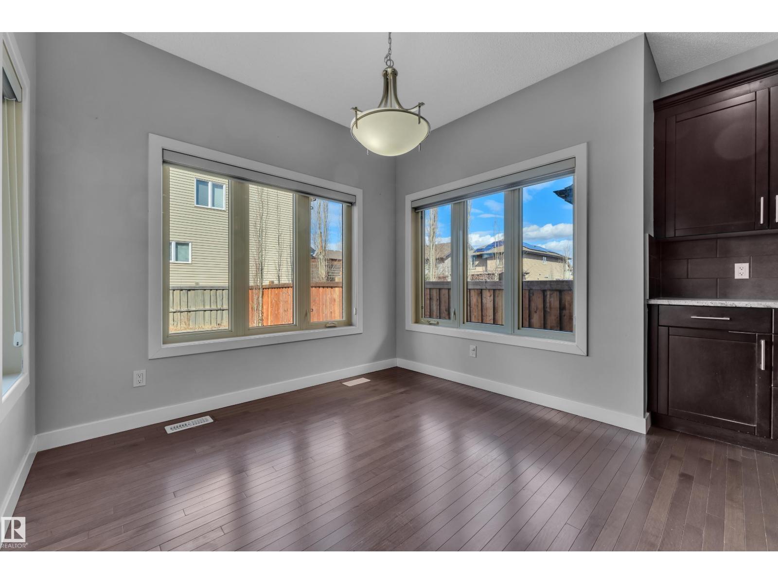 642 ADAMS WY SW, Edmonton