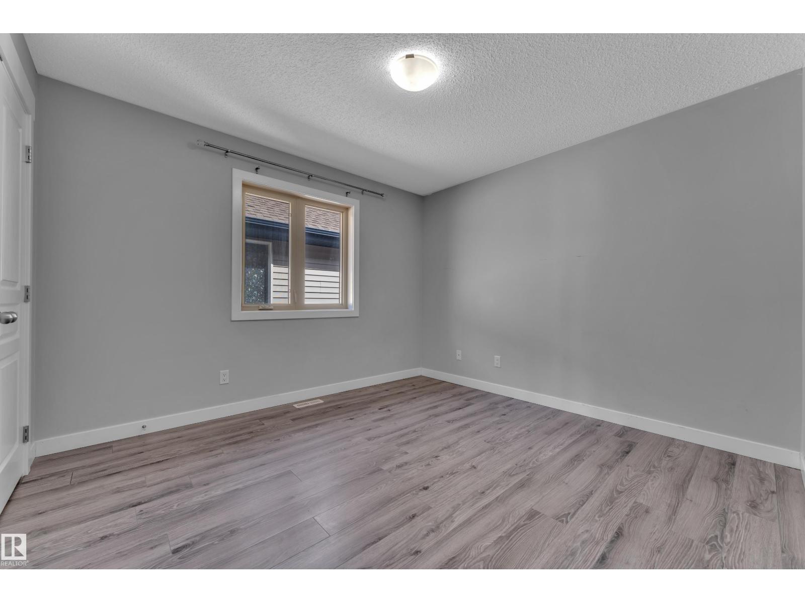 642 ADAMS WY SW, Edmonton