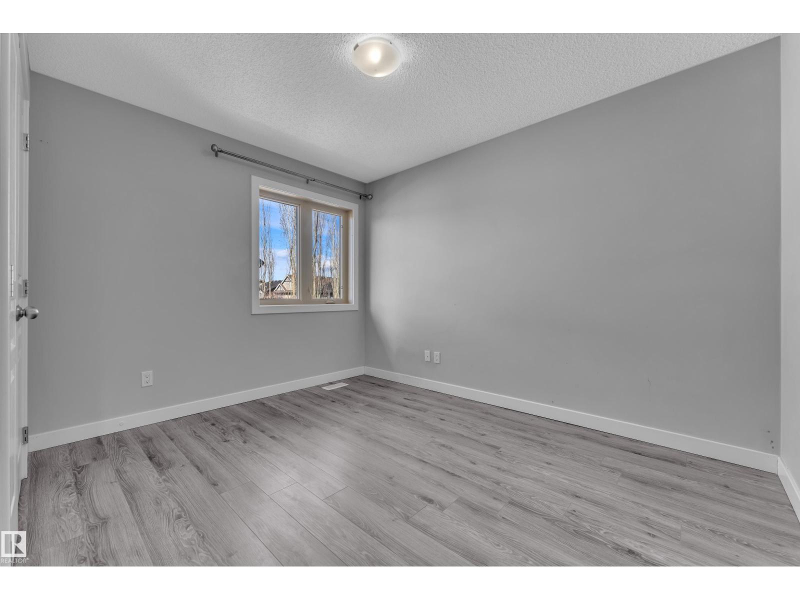 642 ADAMS WY SW, Edmonton