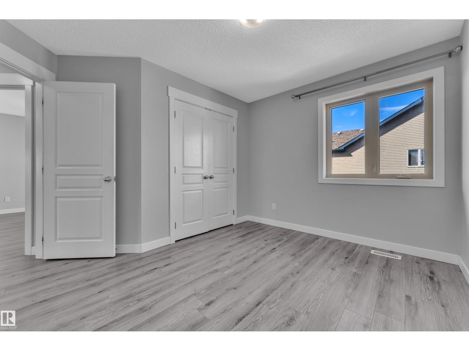 642 ADAMS WY SW, Edmonton