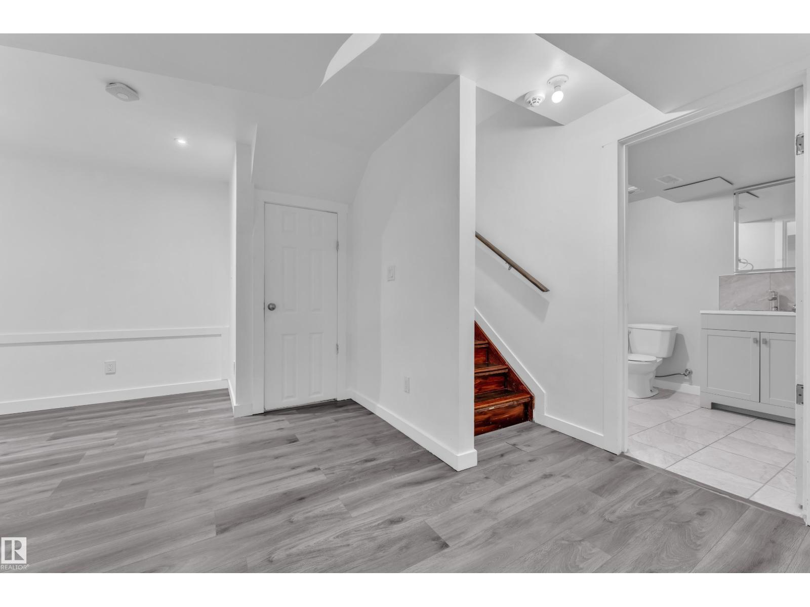 642 ADAMS WY SW, Edmonton