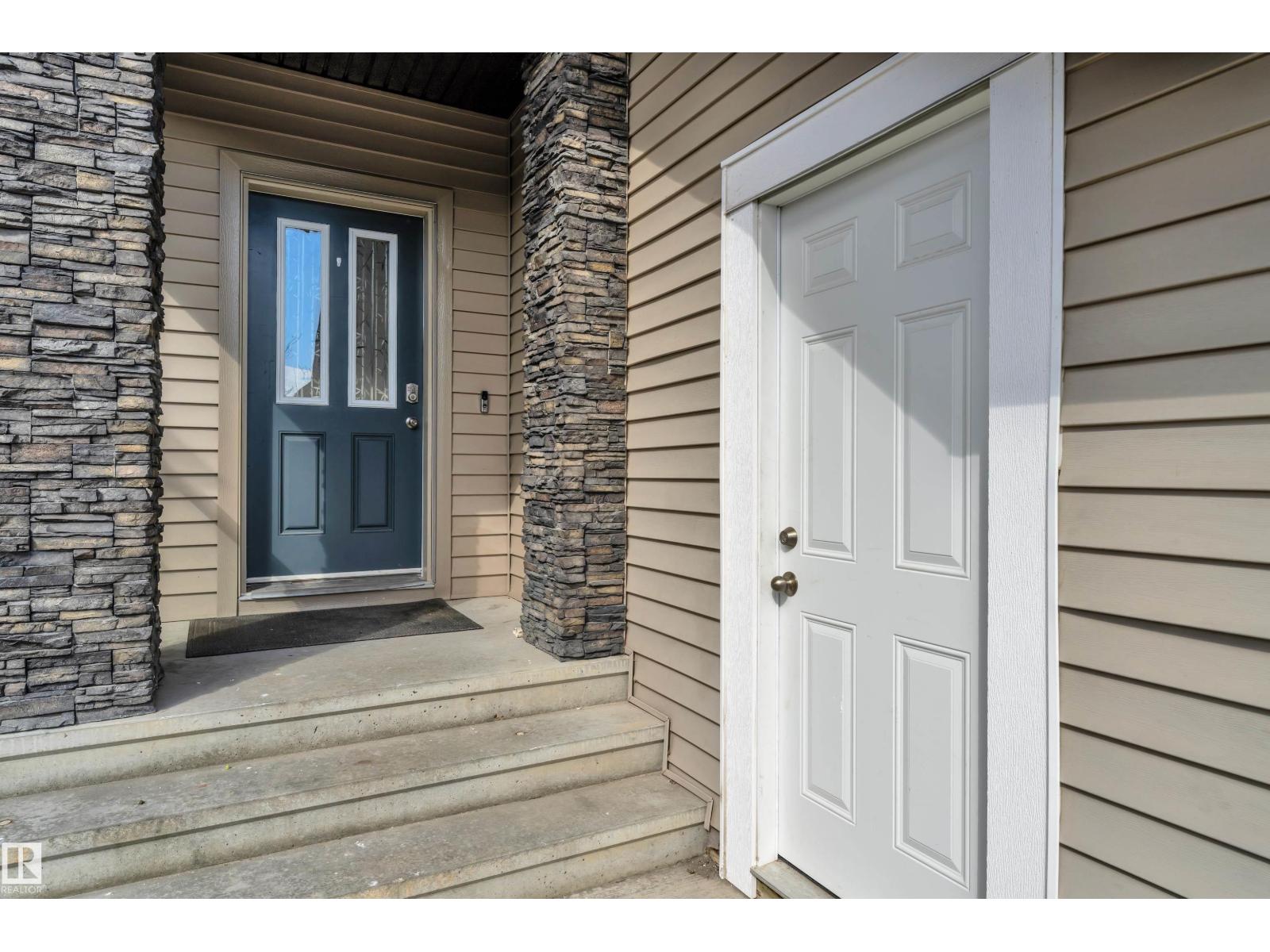 642 ADAMS WY SW, Edmonton