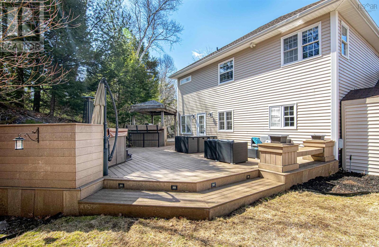 102 INGRAM DRIVE - 33