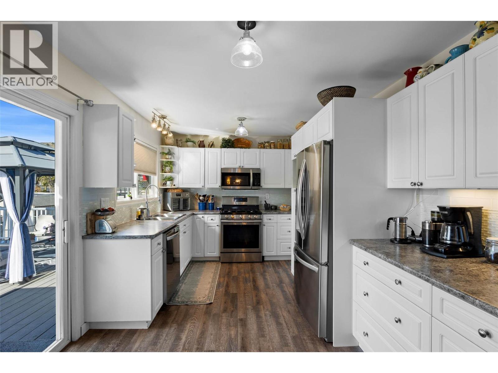 841 SICAMORE DRIVE - 16