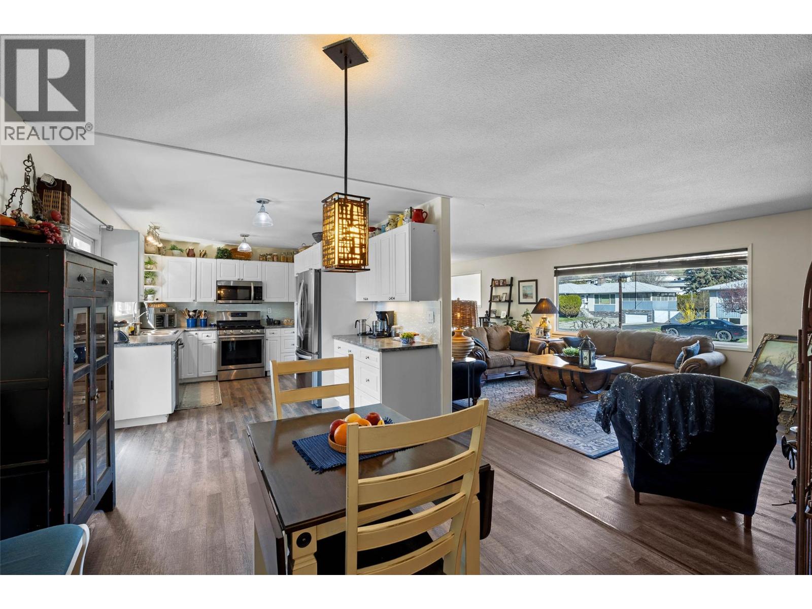 841 SICAMORE DRIVE - 13