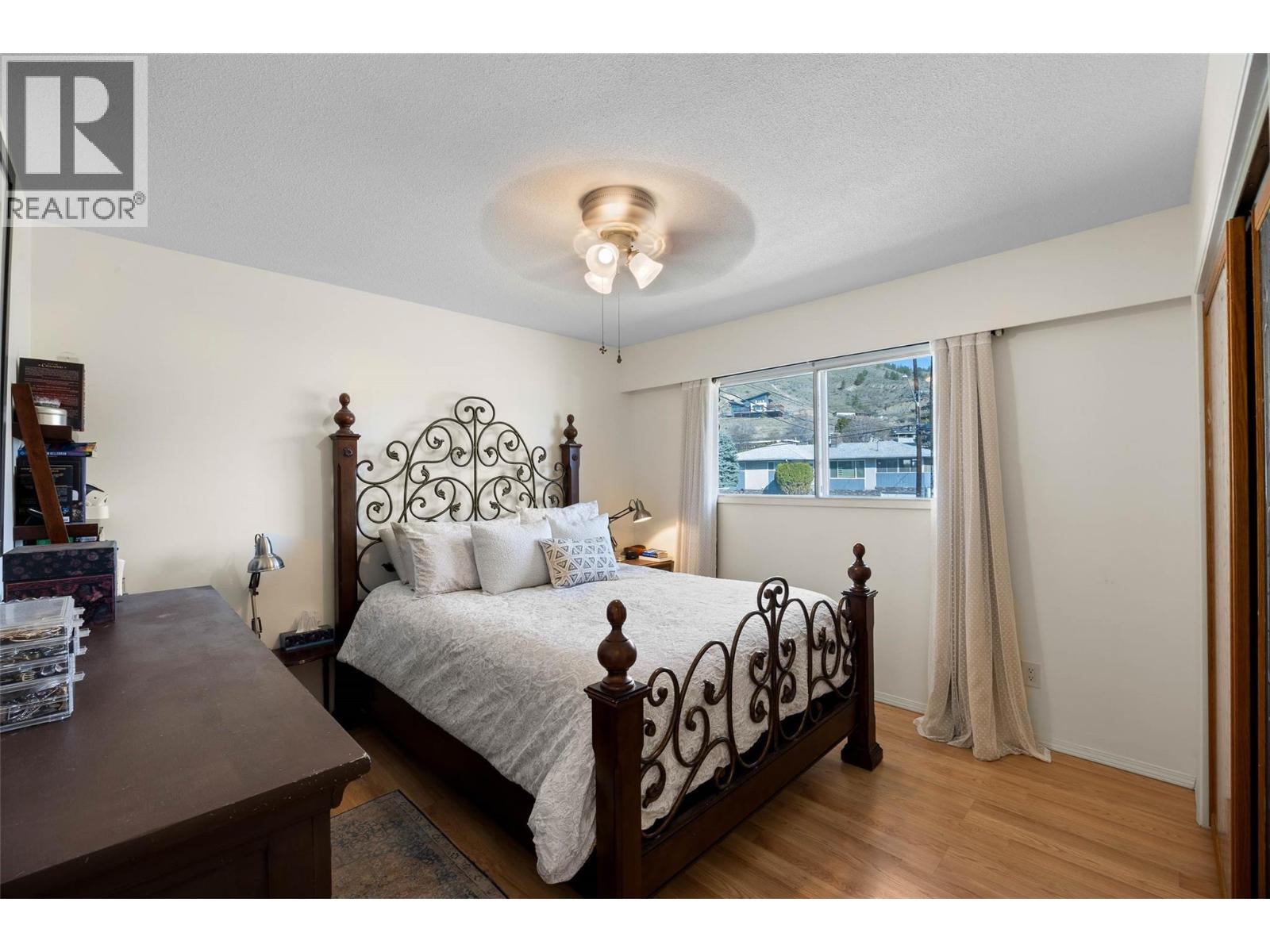 841 SICAMORE DRIVE - 26