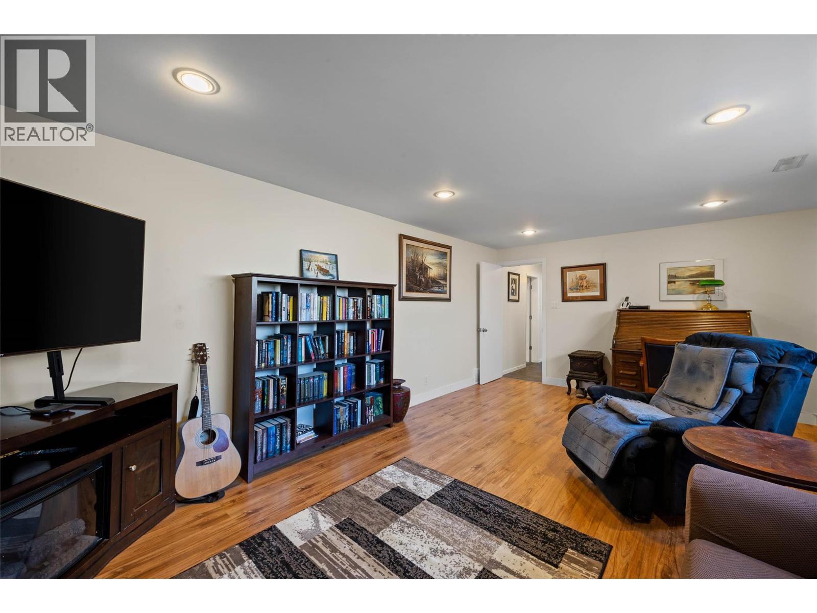 841 SICAMORE DRIVE - 30